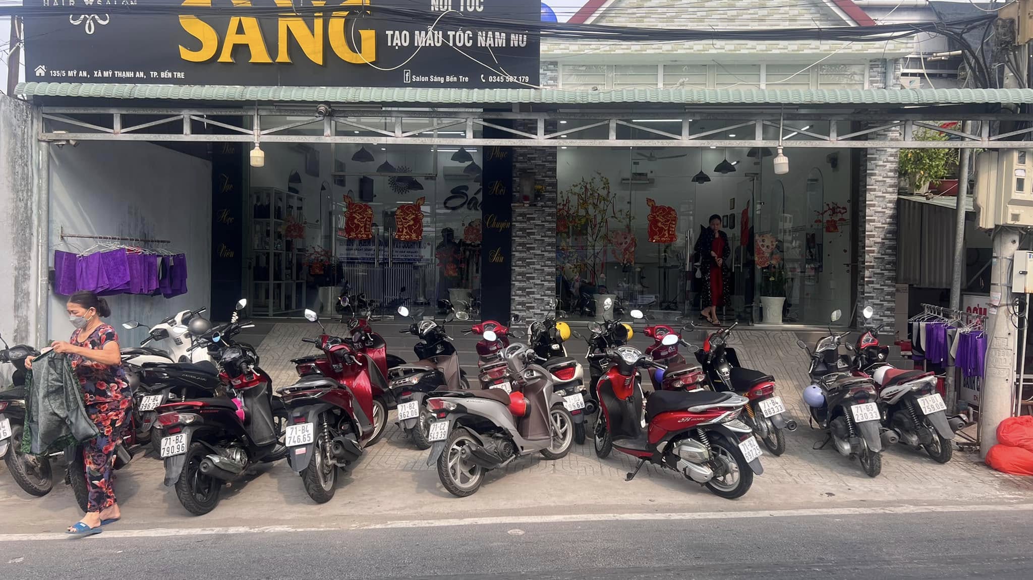Salon Sáng Bến Tre (Bến Tre)